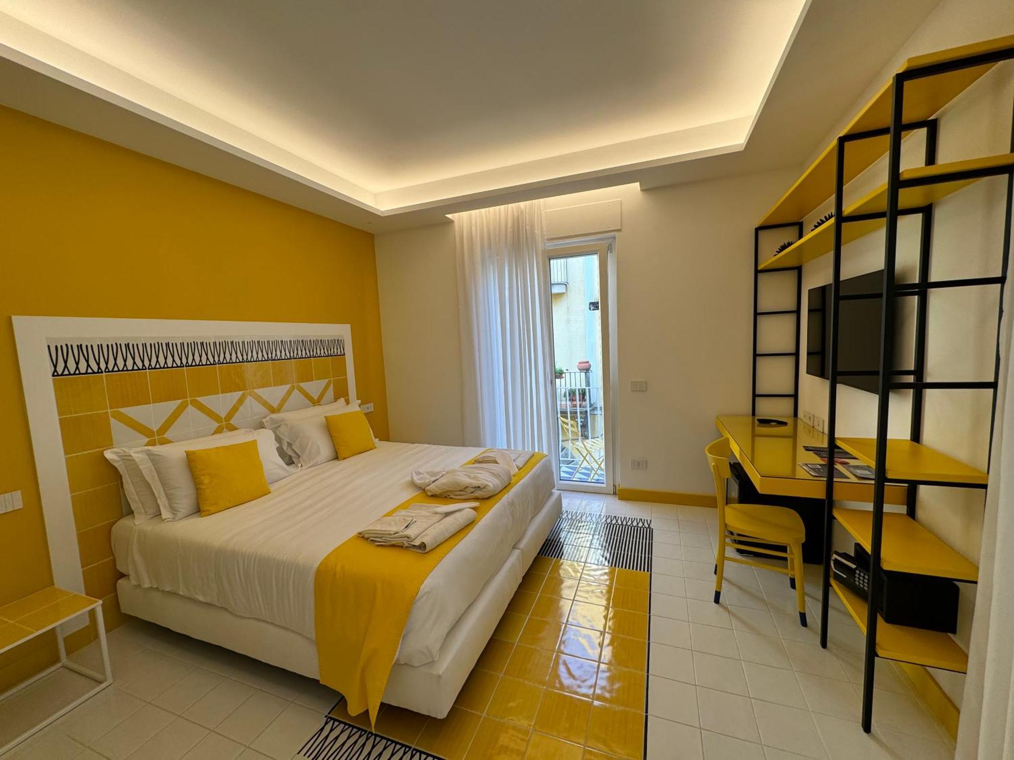 Casa Di Napoli - Sorrento Bed and Breakfast Eksteriør billede