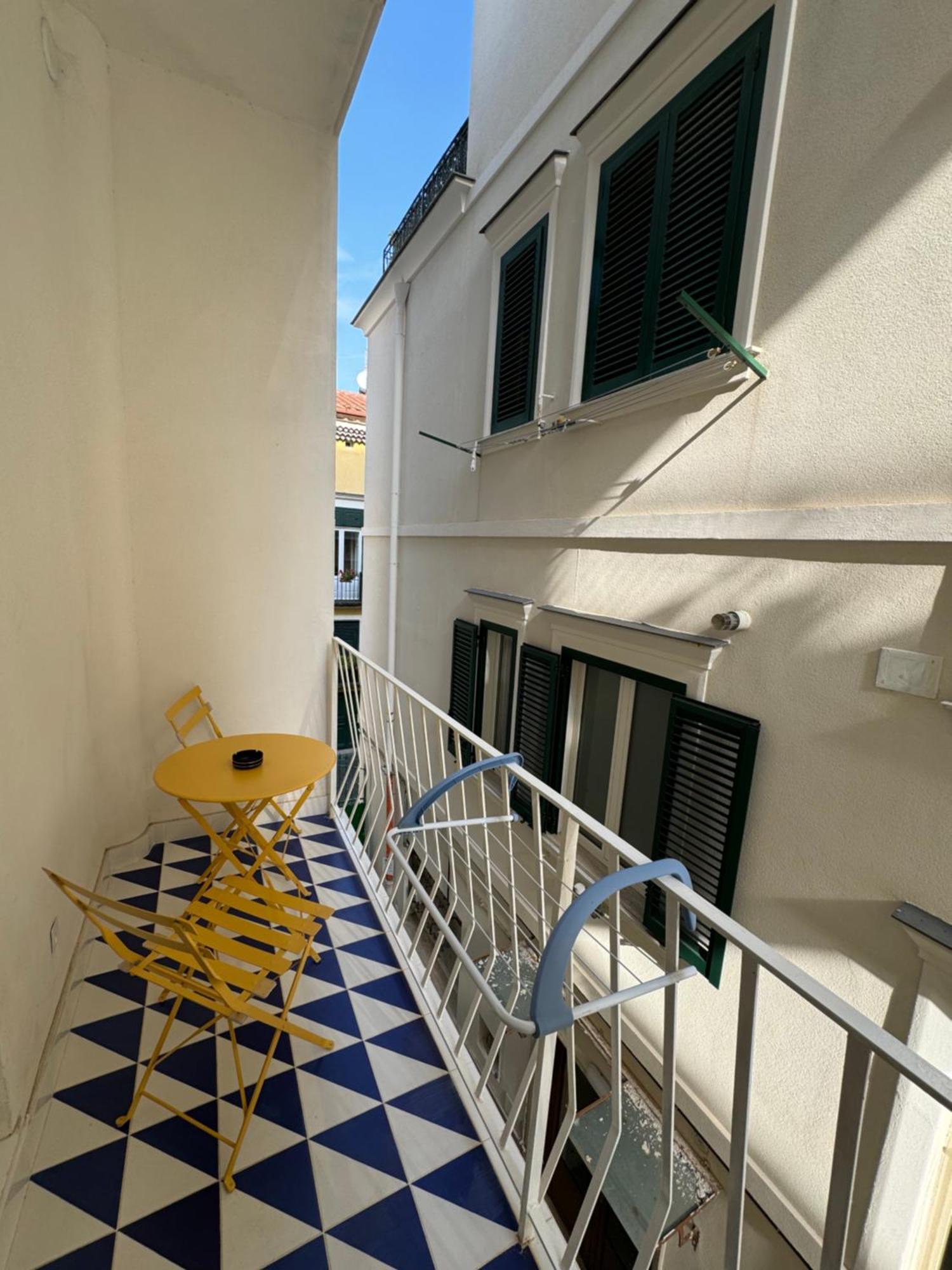 Casa Di Napoli - Sorrento Bed and Breakfast Eksteriør billede